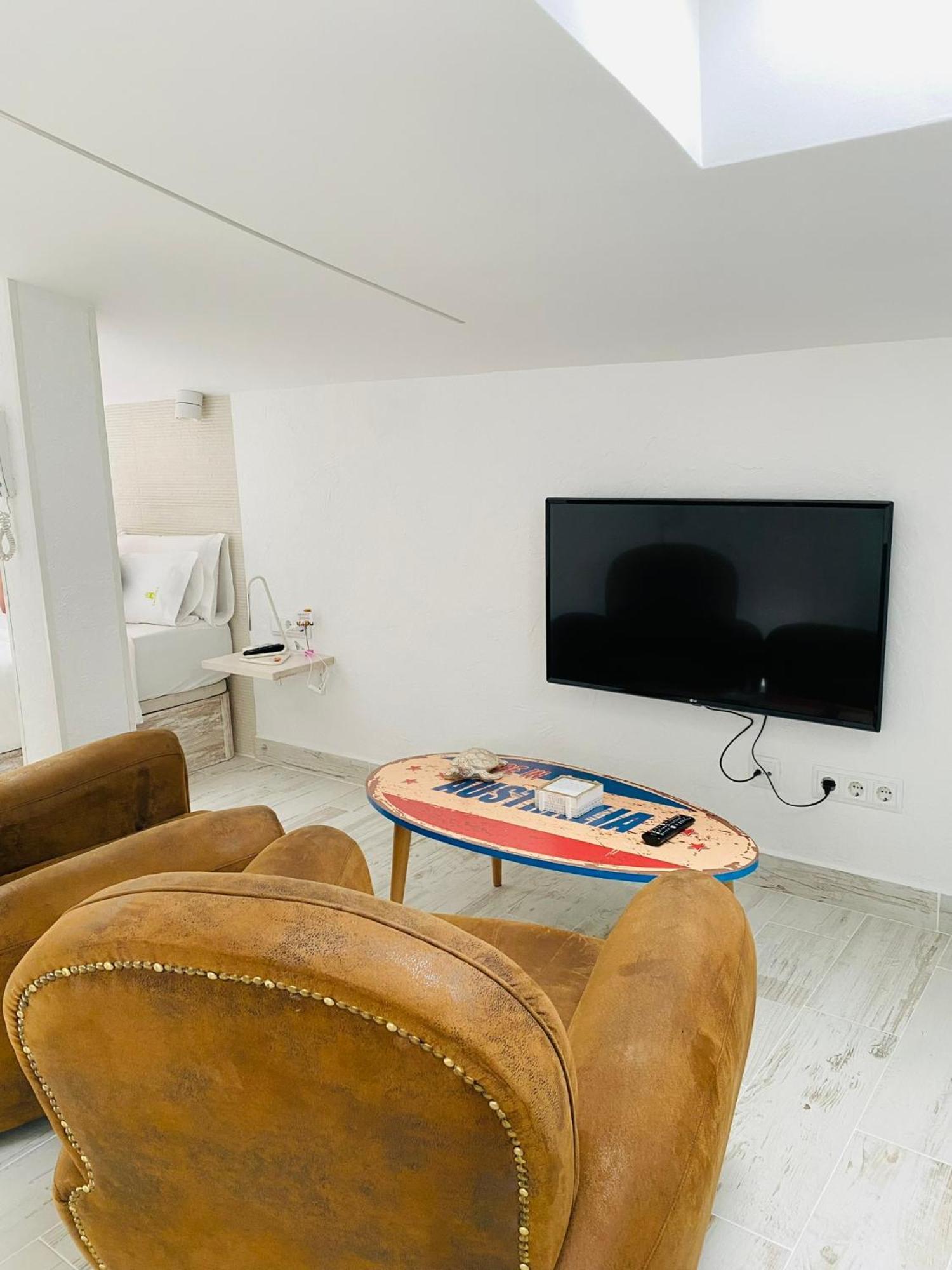 T-Homes - Cuenca Madrid Exterior photo